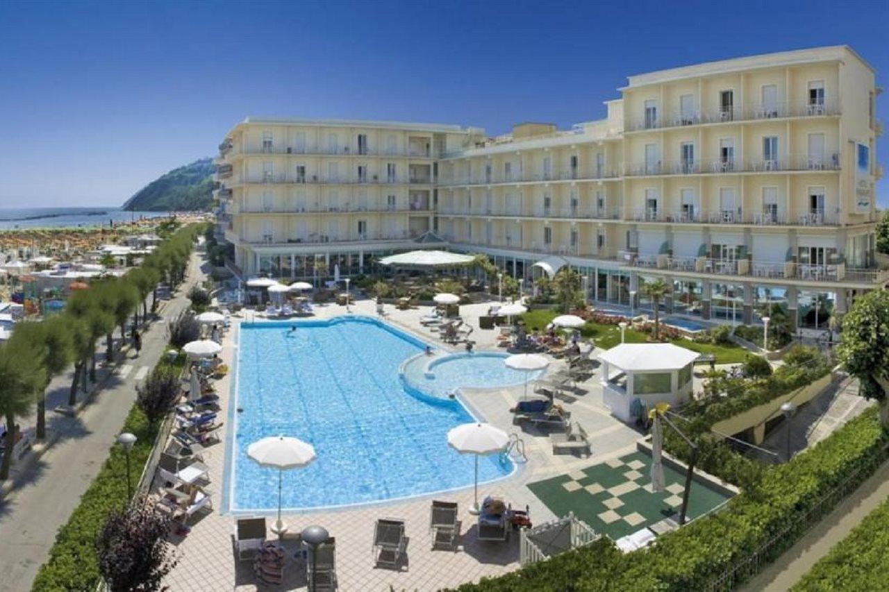 Hotel Miramare Gabicce Mare Bagian luar foto