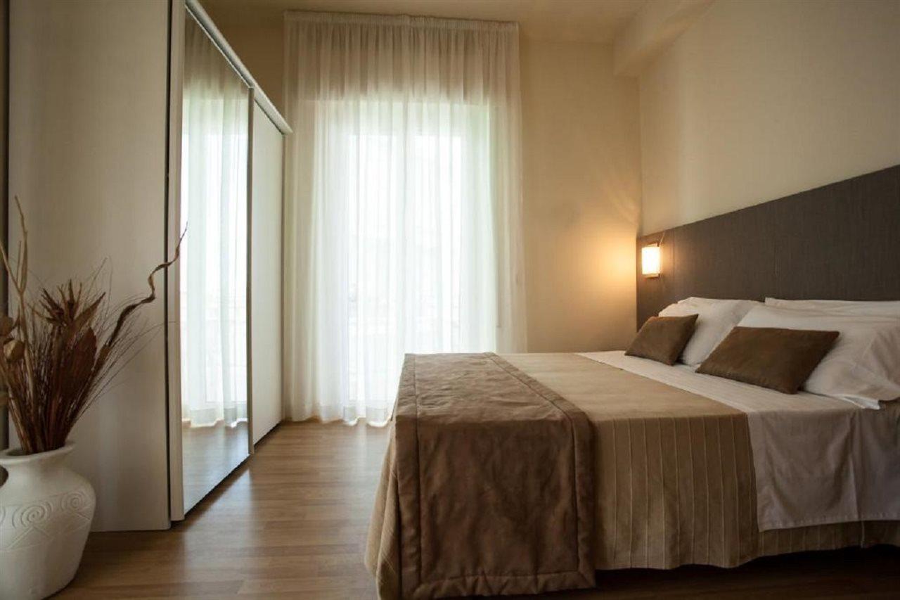Hotel Miramare Gabicce Mare Bagian luar foto