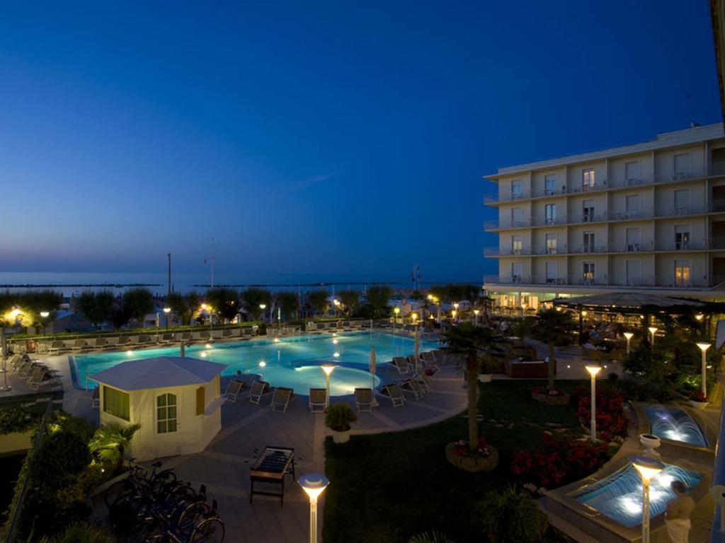 Hotel Miramare Gabicce Mare Bagian luar foto